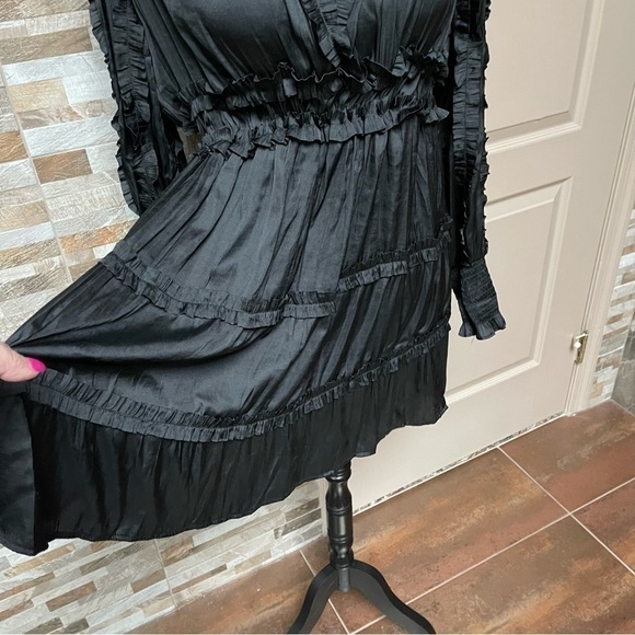 𝅺OPT ONE PRETTY TIME Tianna Mini Dress XL Black Pleated Ruffle Tiered Silky - Picture 10 of 16